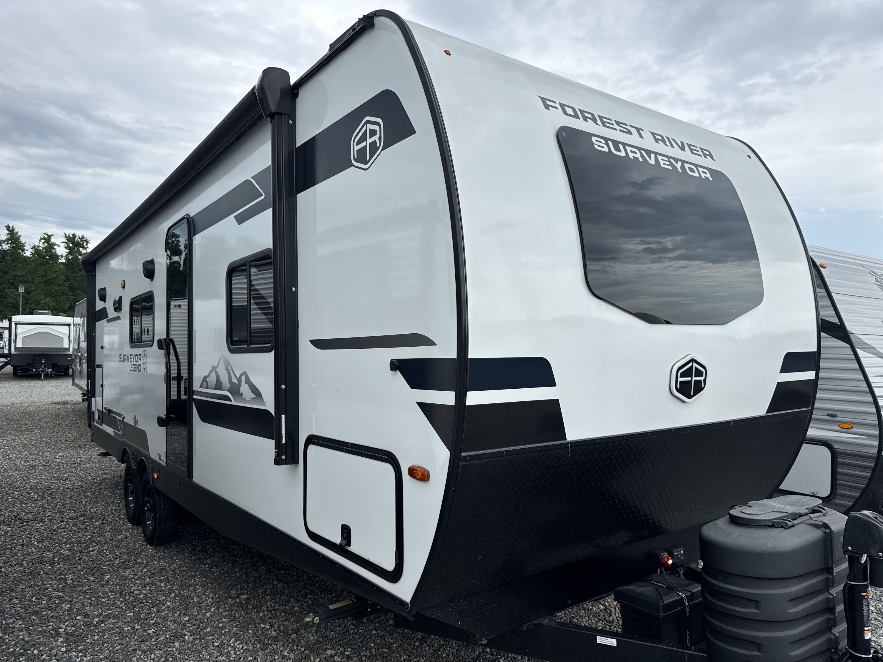 2026 Forest River SURVEYOR LEGEND 252RBLE RV