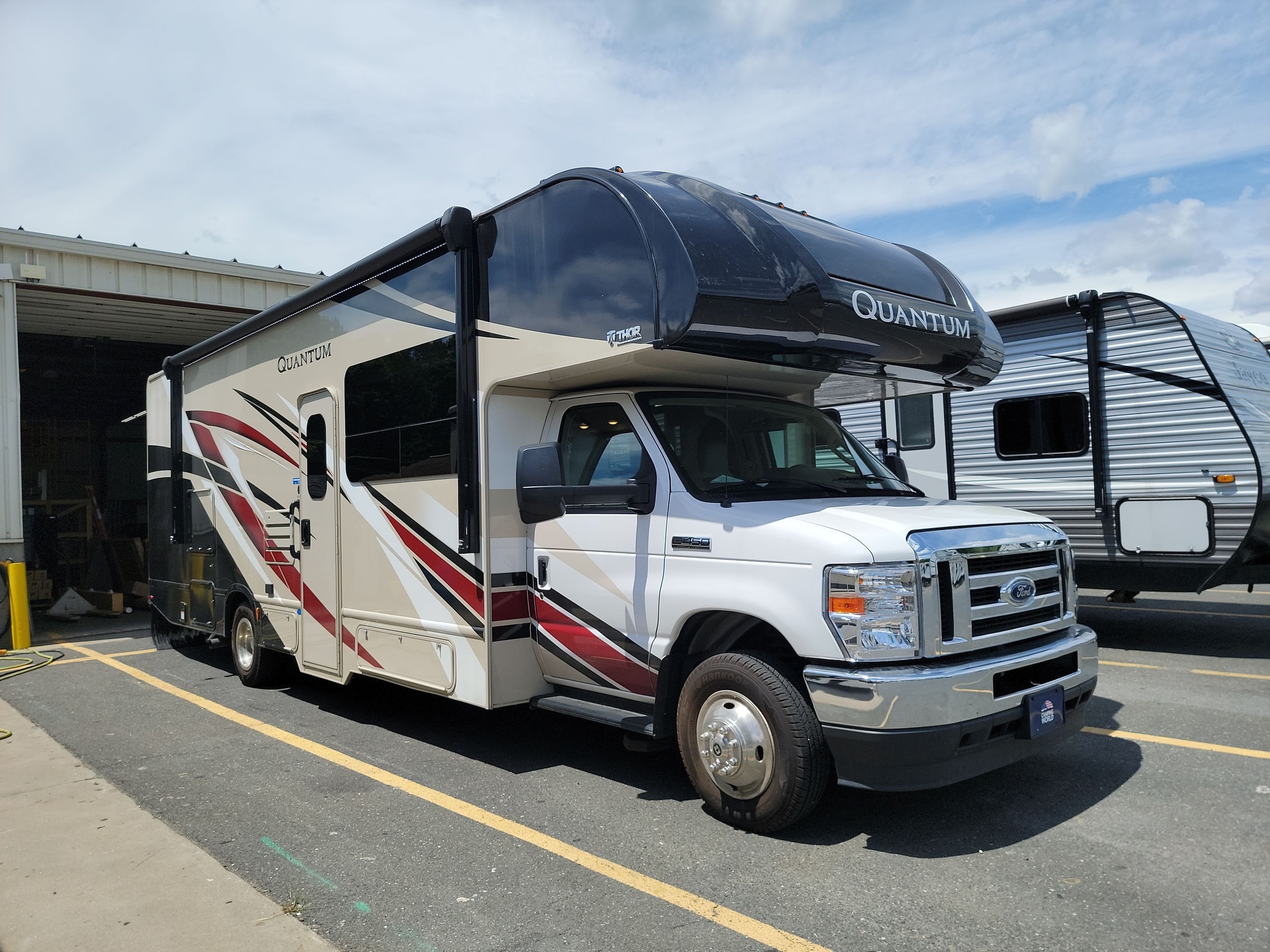 2022 Thor QUANTUM KW29 RV