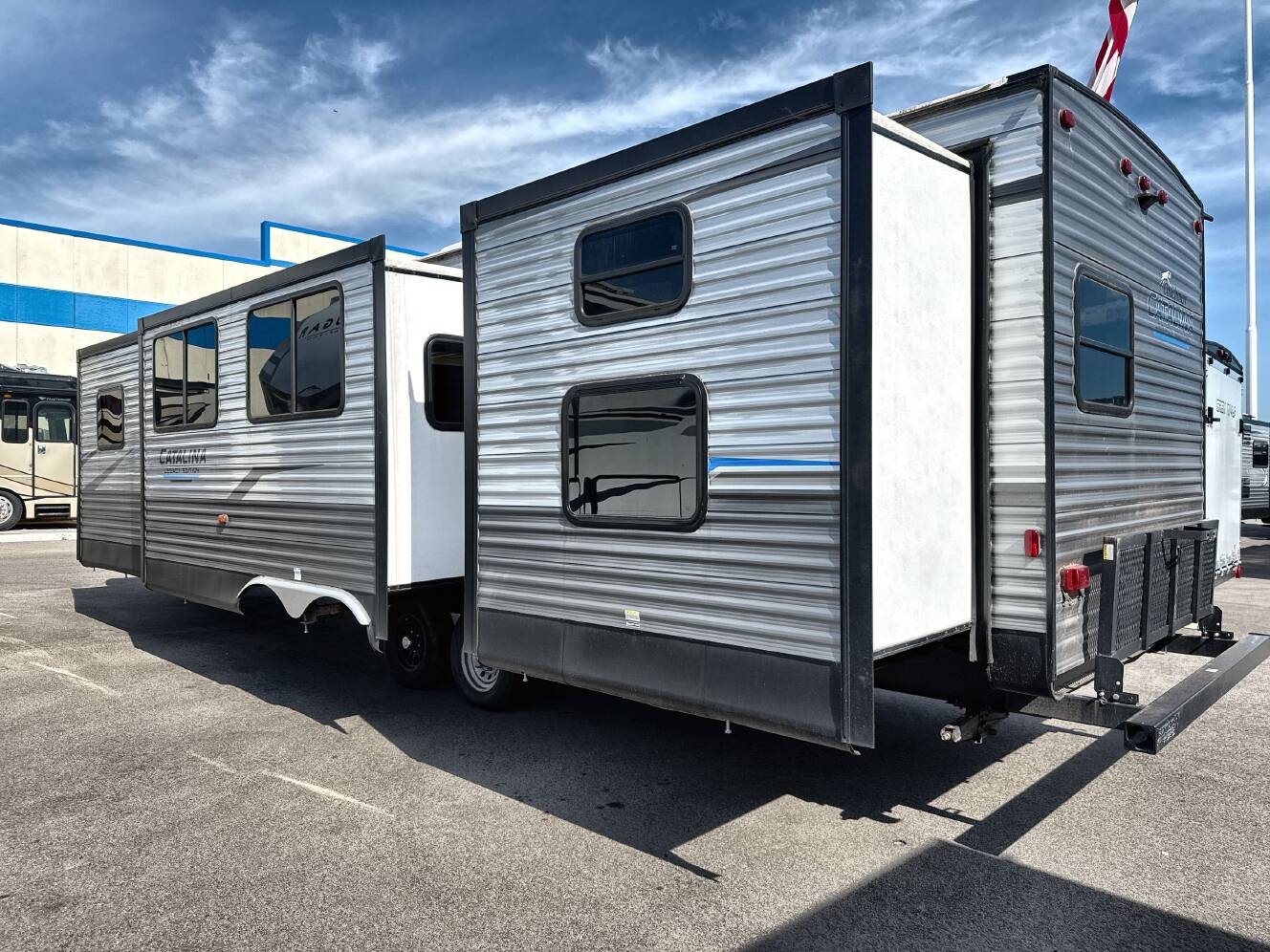 A photo of this 2021 Coachmen CATALINA LEGACY 343BHTS