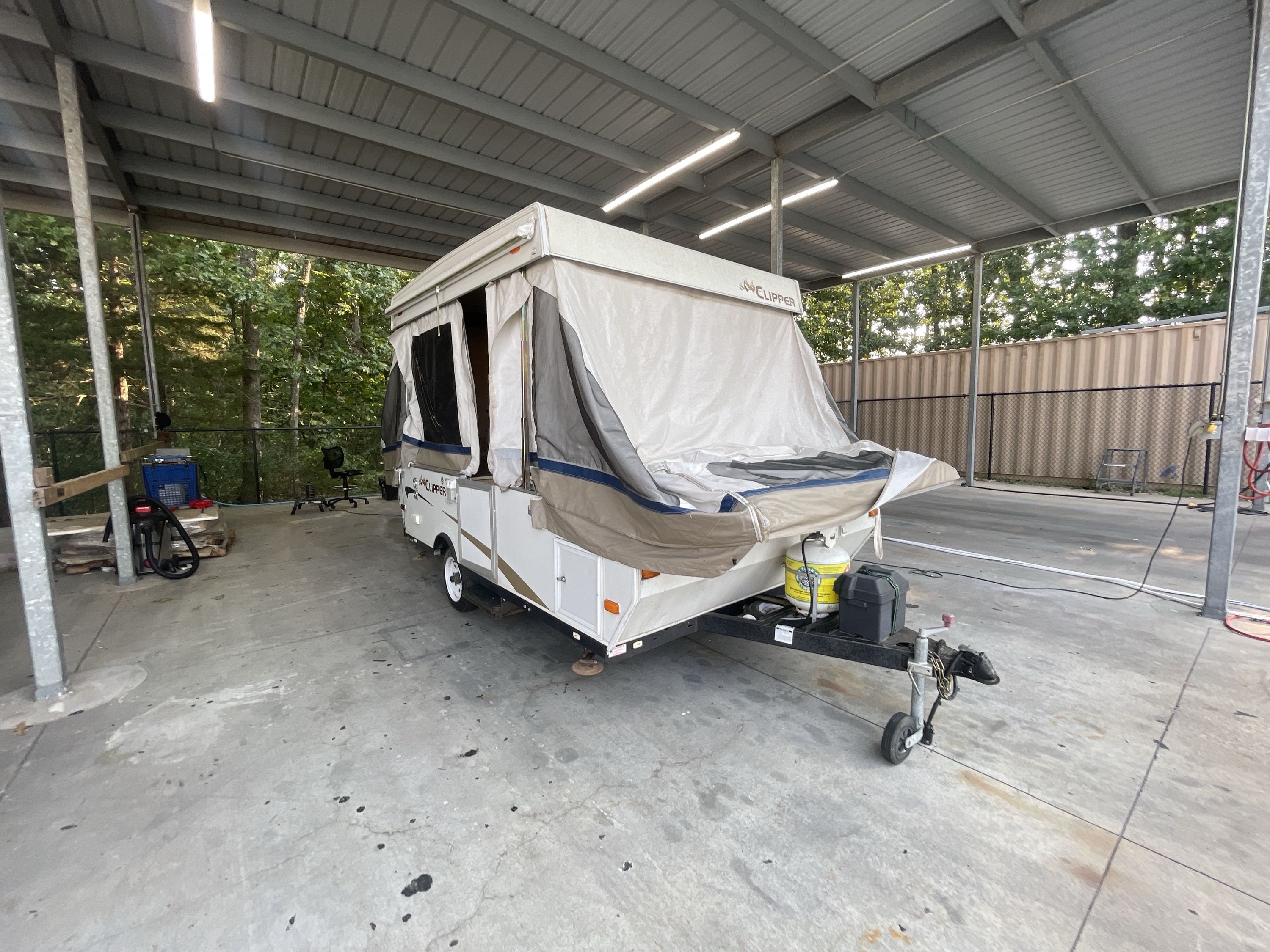 2006 Coachmen CLIPPER SPORT 106ST RV