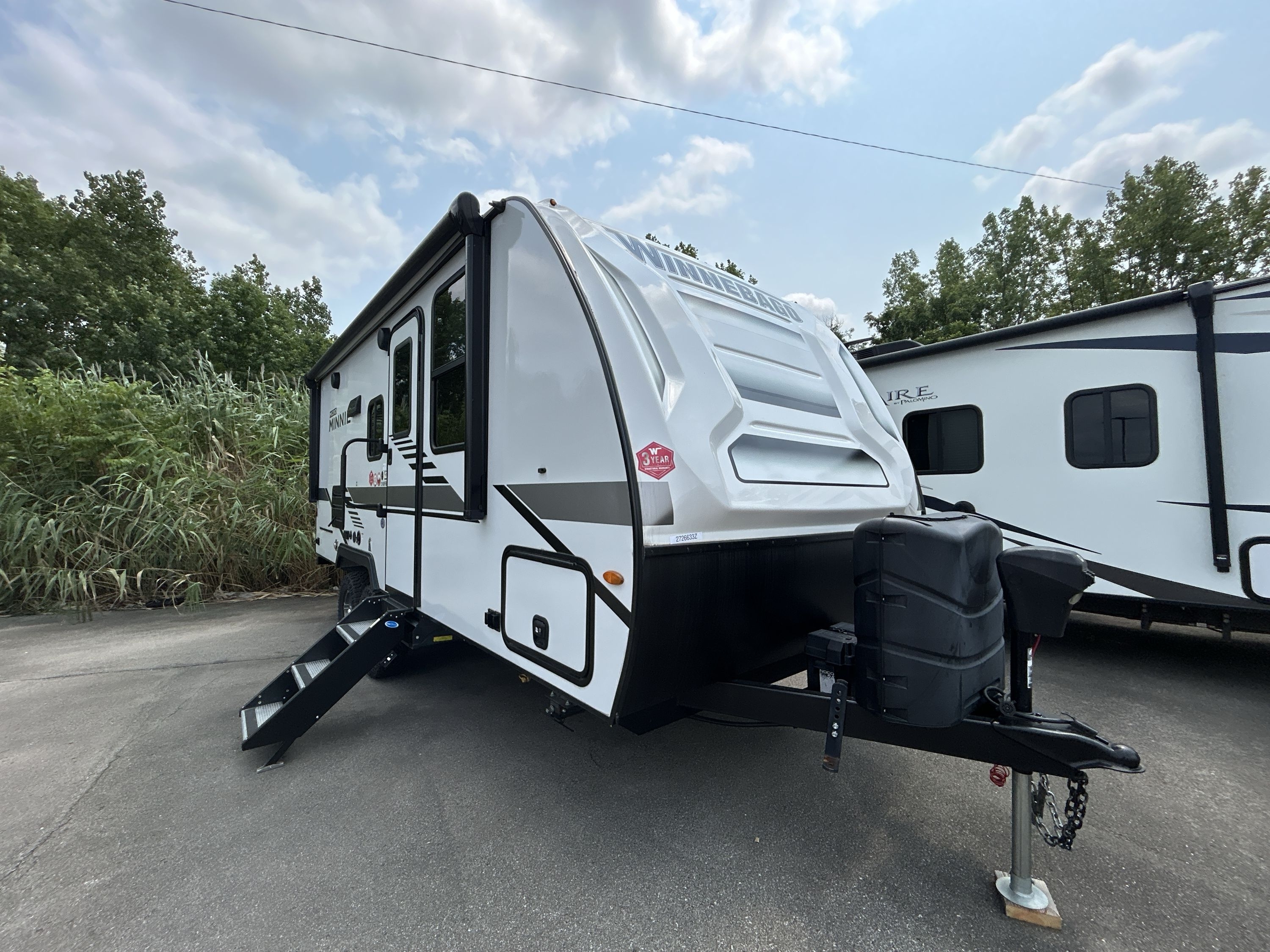 2022 Winnebago MICRO MINNIE 2108FBS in greenfield IN
