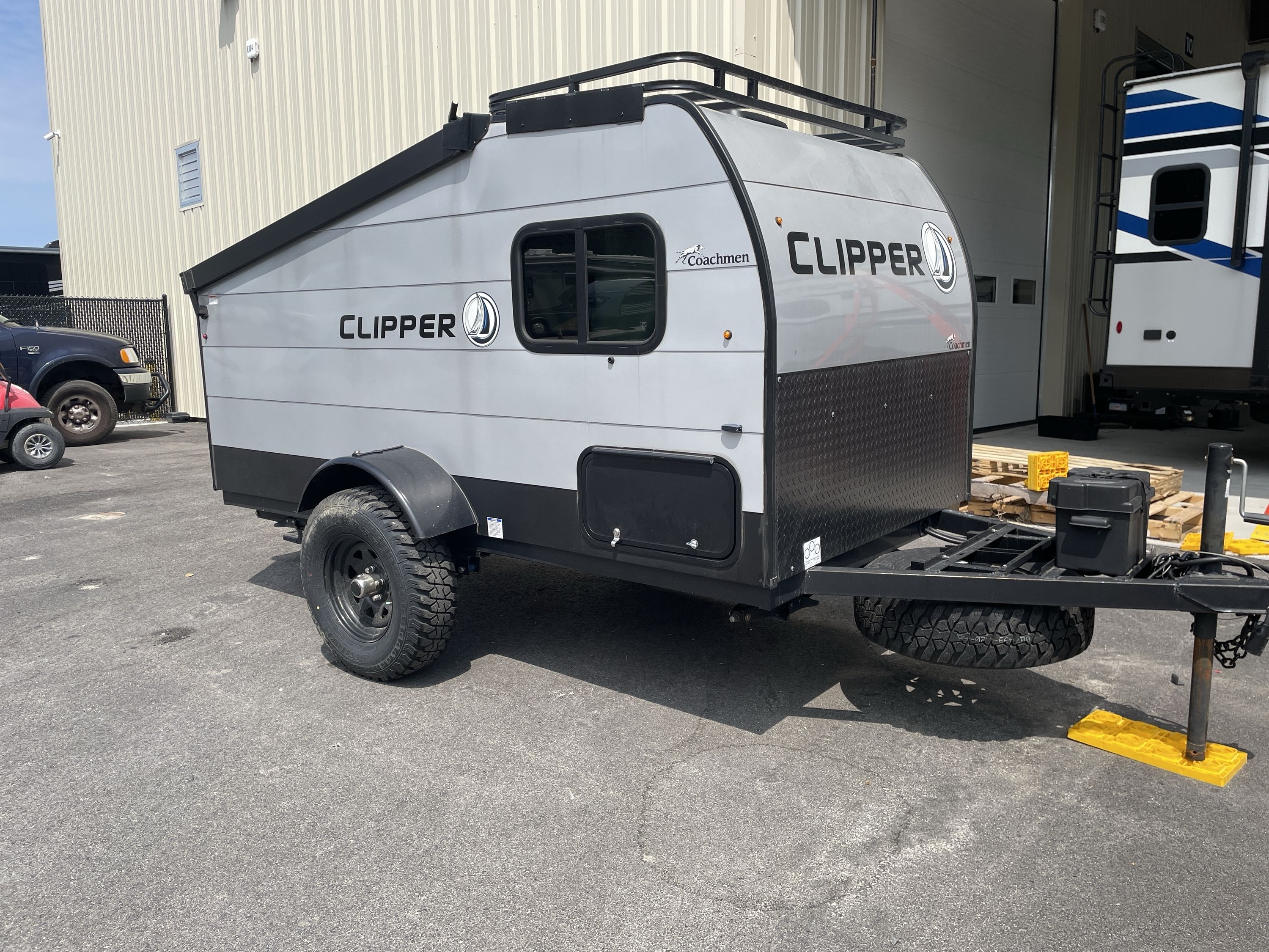 2023 Coachmen CLIPPER ESCAPE 9.0TD RV