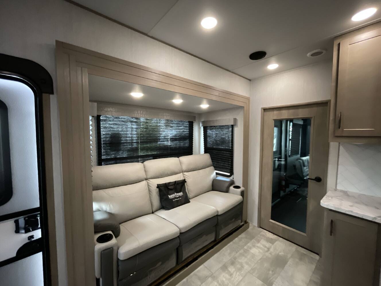 A photo of this 2023 Grand Design MOMENTUM G CLASS 29G