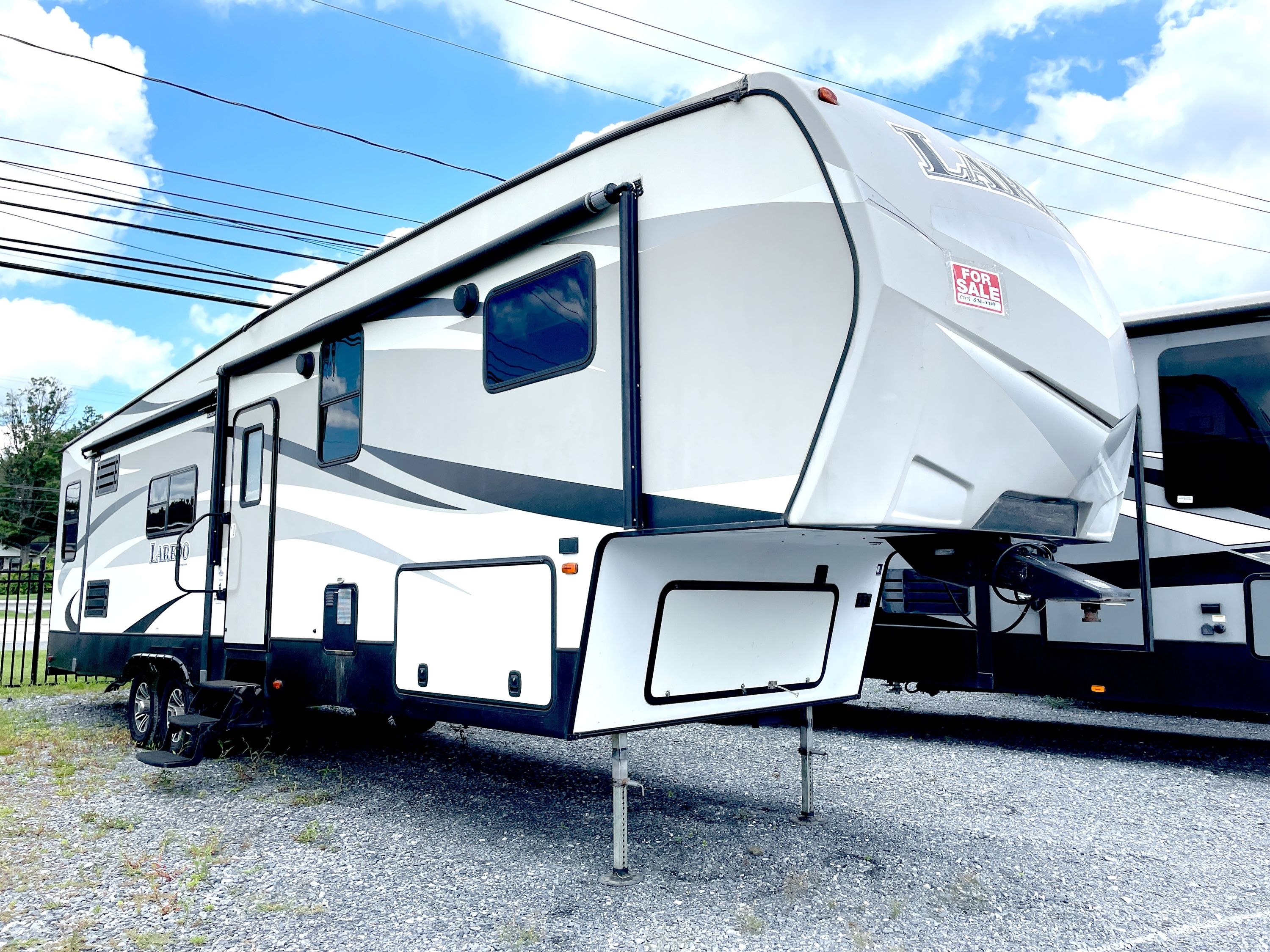 2015 Keystone LAREDO 346RD in harrisburg PA