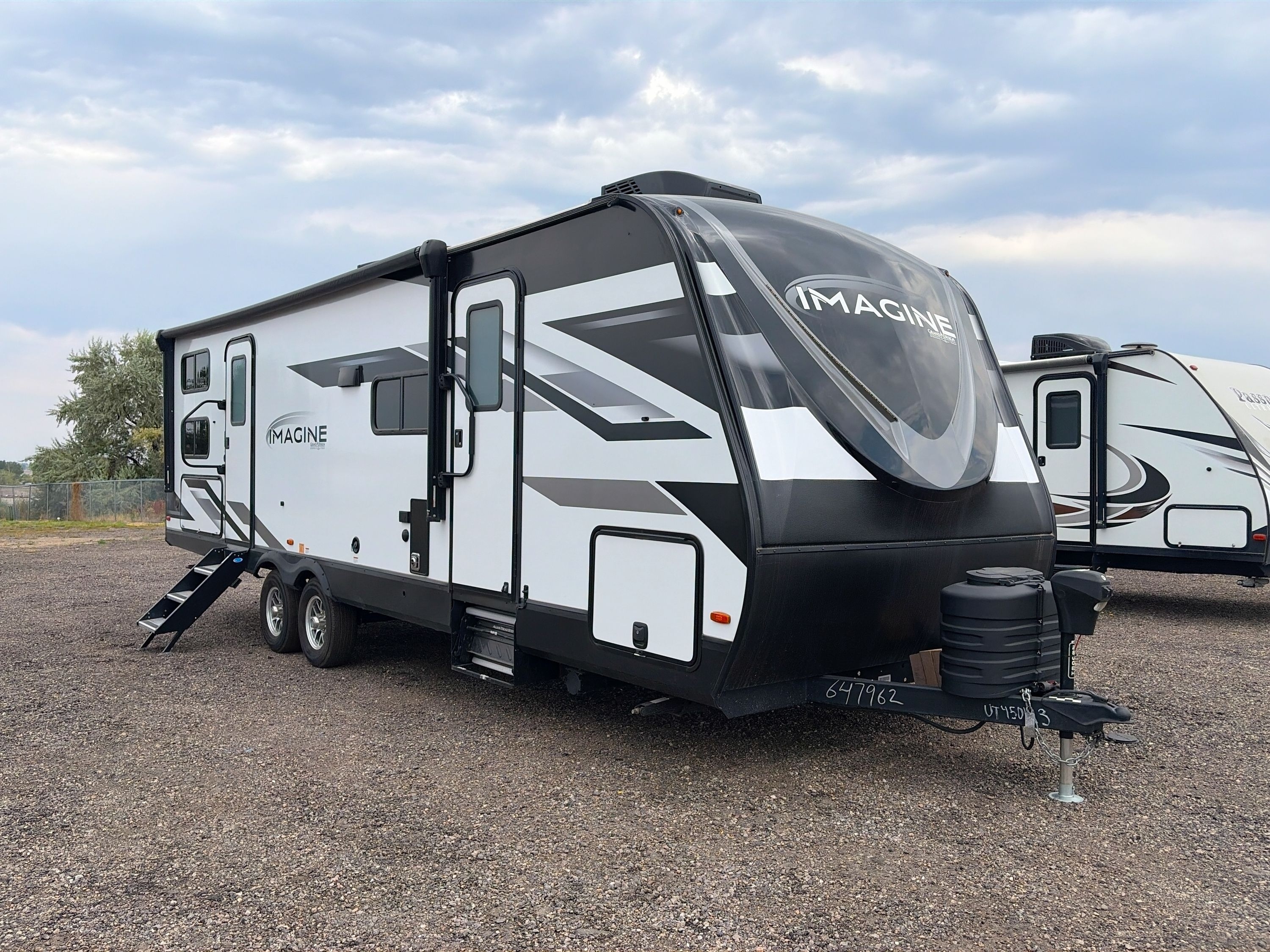 2024 Grand Design IMAGINE 2800BH RV