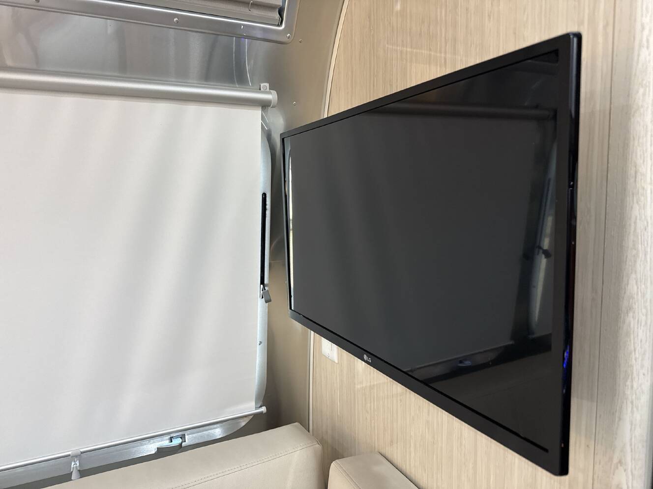 A photo of this 2020 Airstream INTERNATIONAL SERENITY 27FB TWIN