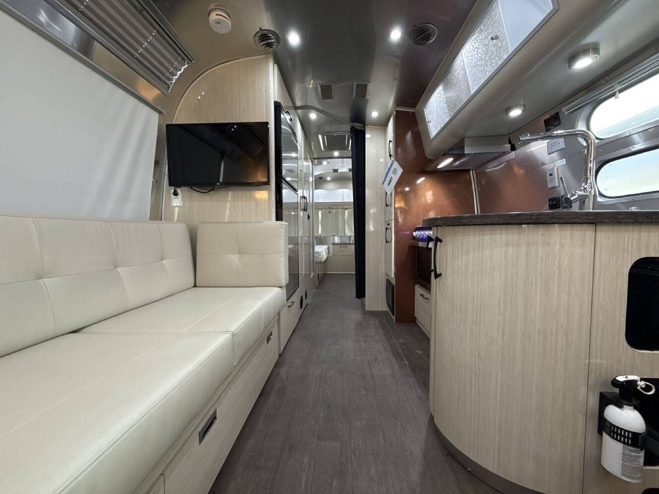 A photo of this 2020 Airstream INTERNATIONAL SERENITY 27FB TWIN