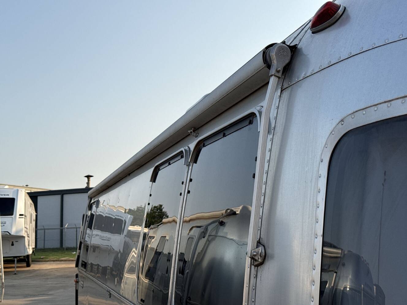 A photo of this 2020 Airstream INTERNATIONAL SERENITY 27FB TWIN