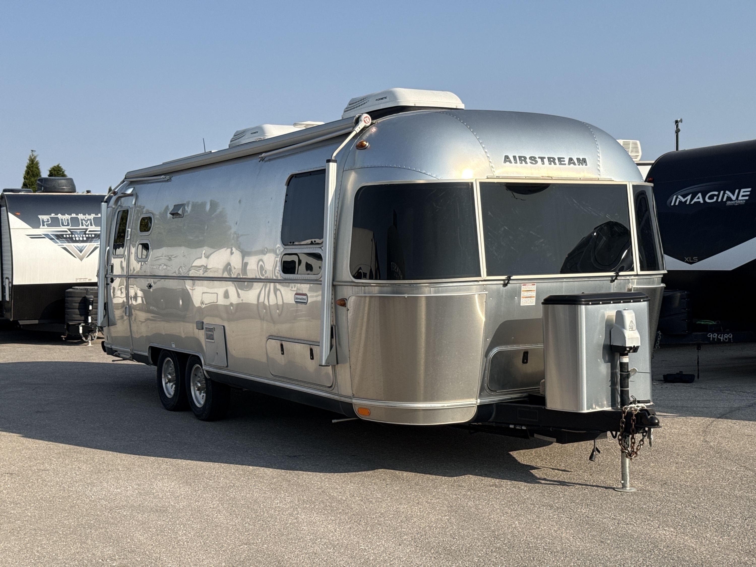 2020 Airstream INTERNATIONAL SERENITY 27FB TWIN in oklahoma city OK
