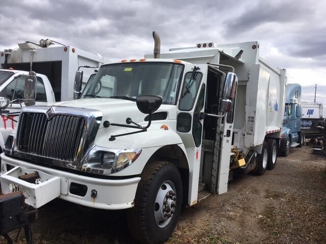 2007 INTERNATIONAL WORKSTAR 7400 in Bealeton, VA