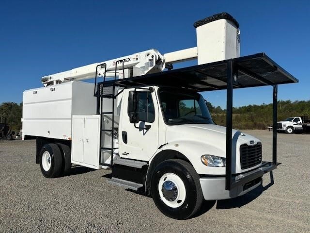 2011 FREIGHTLINER BUSINESS CLASS M2 106 in Chatham, VA