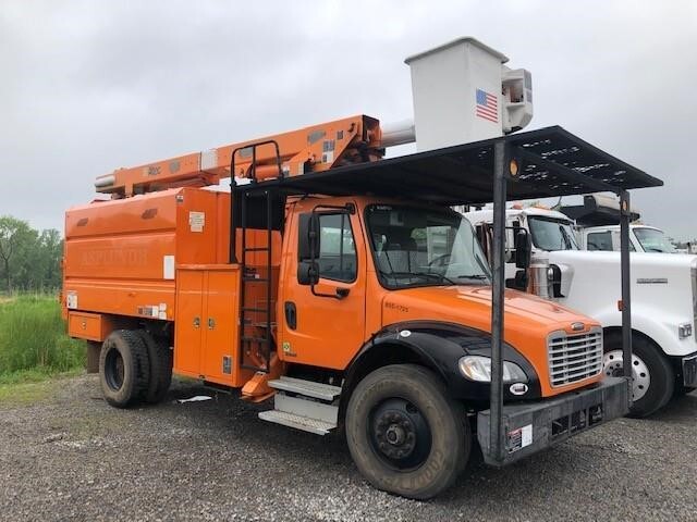 2011 FREIGHTLINER BUSINESS CLASS M2 106 in Chatham, VA