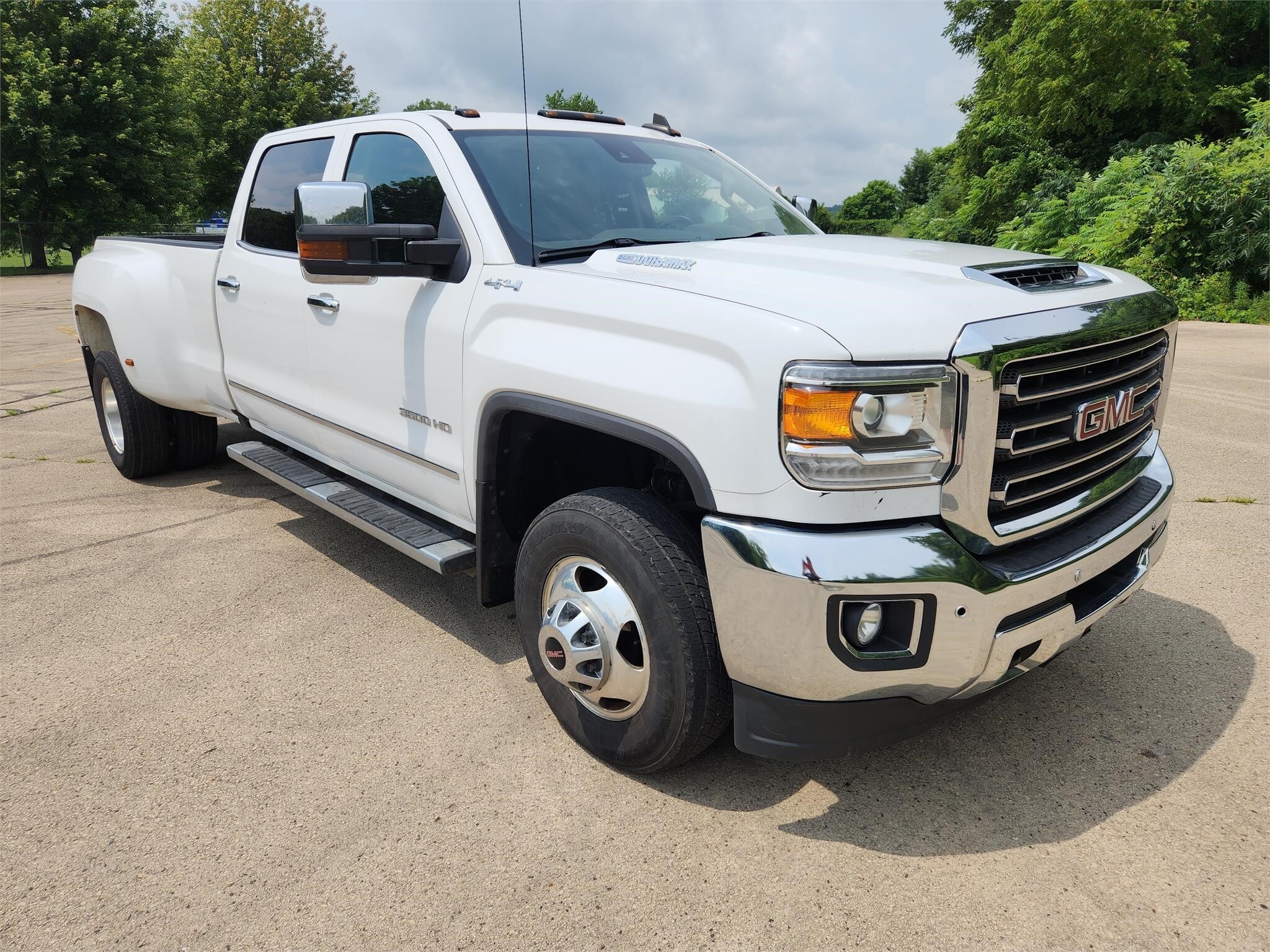 2018 GMC 3500HD in Dubuque, IA