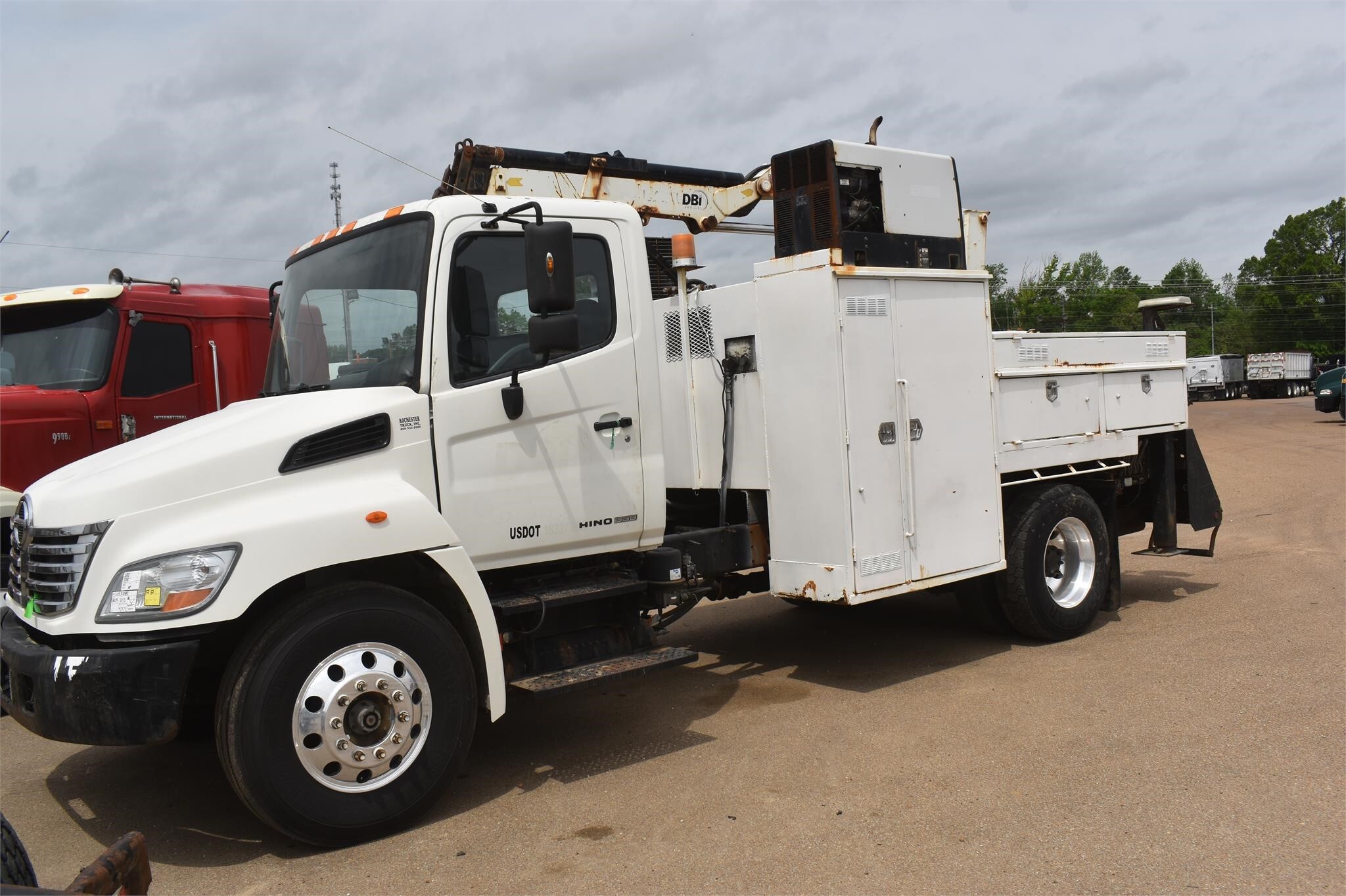 2008 HINO 338 in Covington, TN