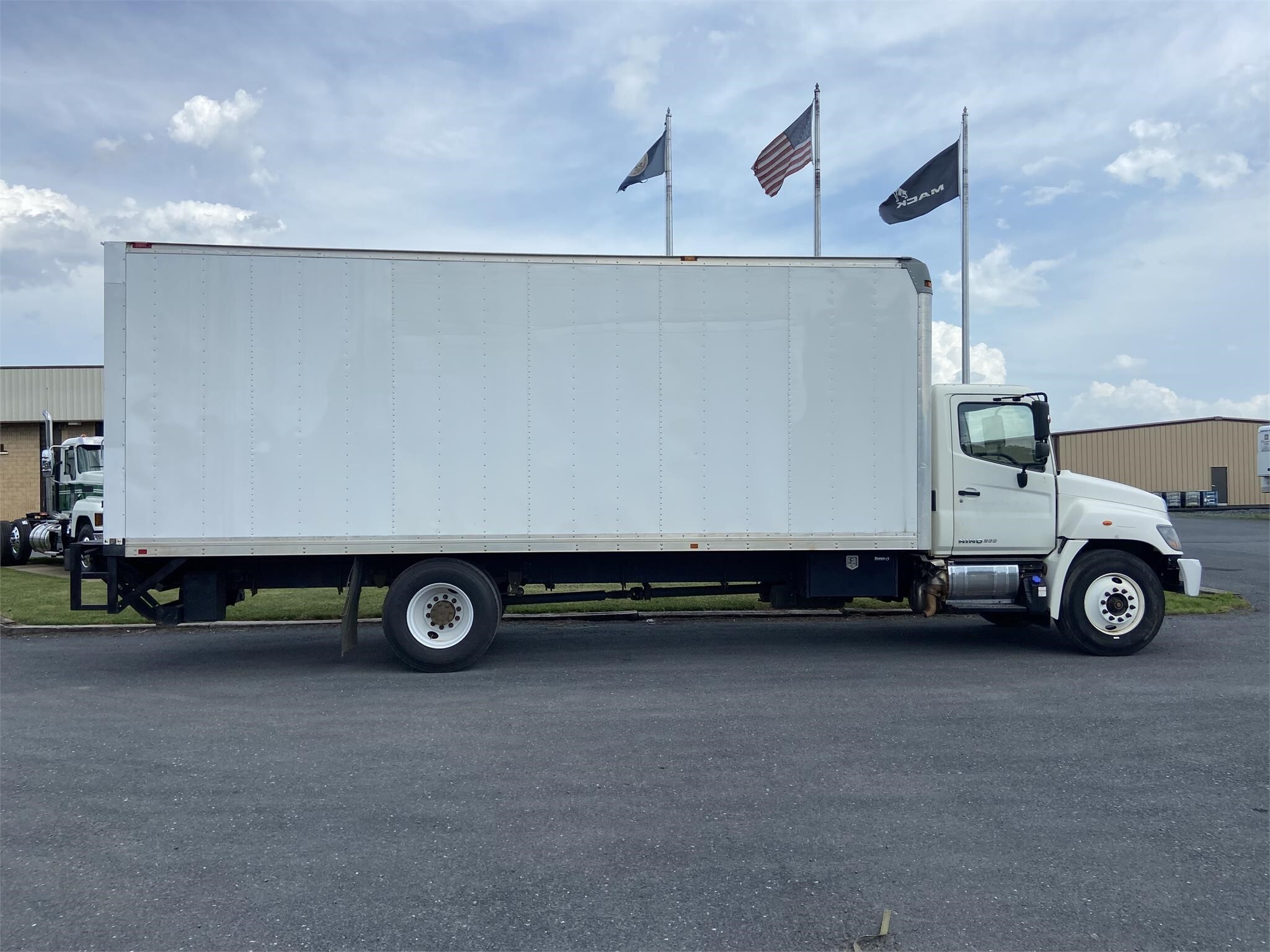 2015 HINO 268A in Harrisonburg, VA