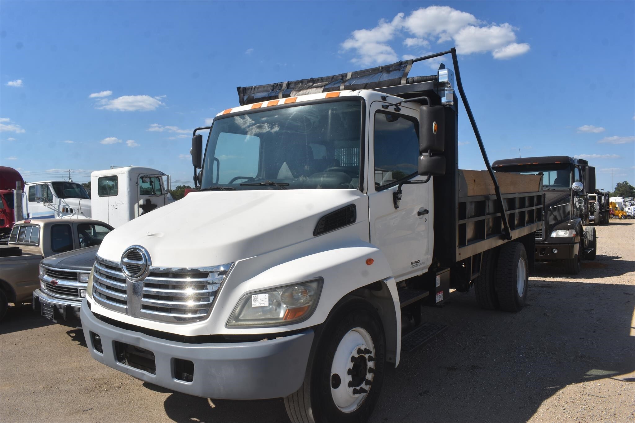 2008 HINO 338 in Covington, TN