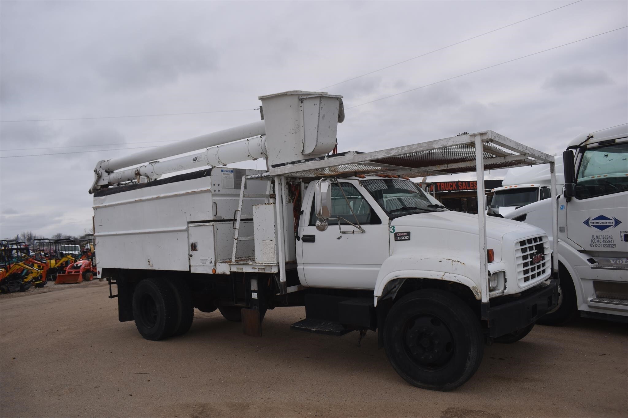 2000 GMC TOPKICK C6500 in Covington, TN