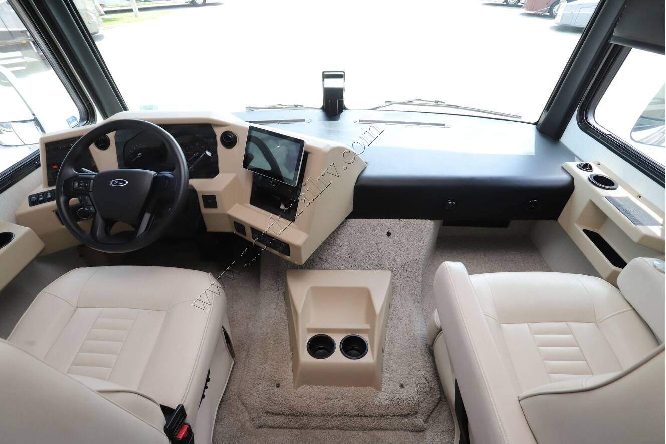A photo of this 2026 Newmar Bay Star 3626