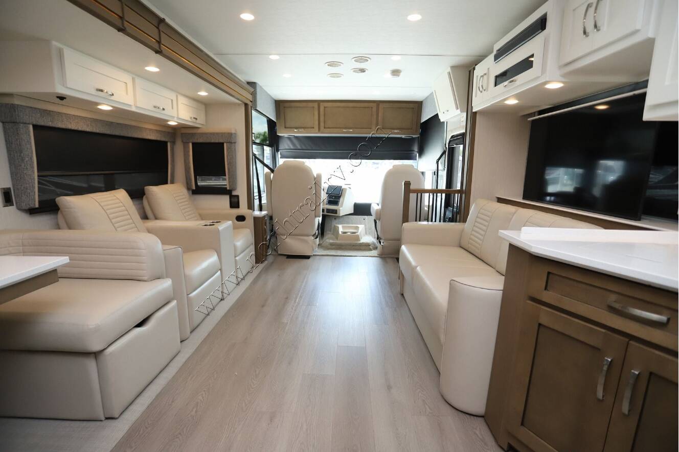 A photo of this 2026 Newmar Bay Star 3626