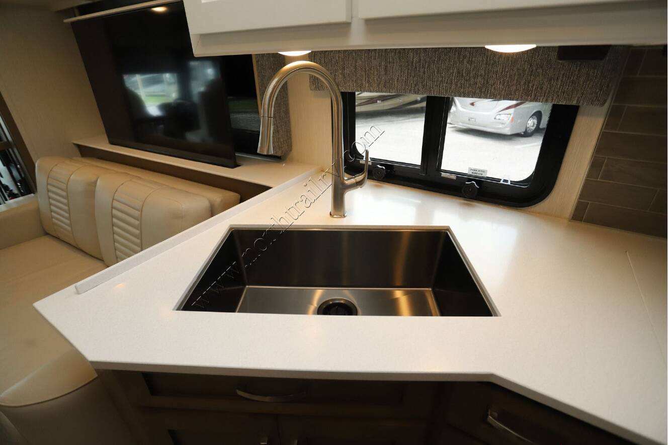 A photo of this 2026 Newmar Bay Star 3626