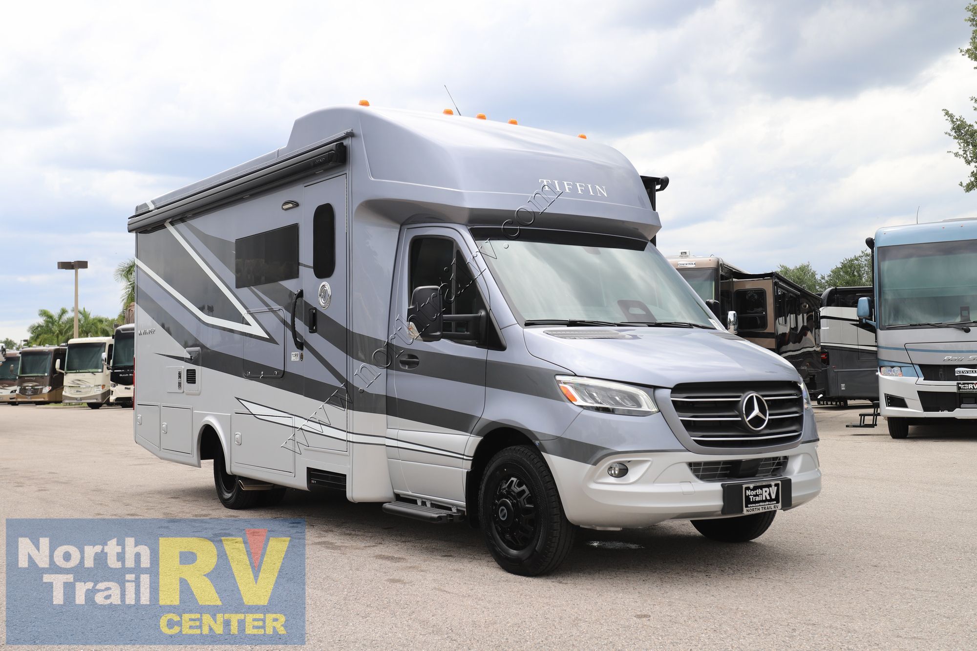 2027 Tiffin Motor Homes Wayfarer 25RW RV