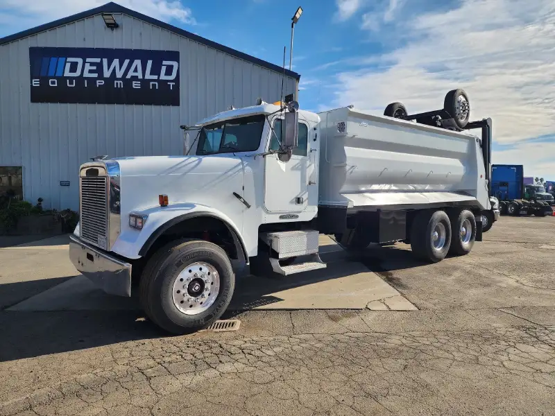 1996 FREIGHTLINER FLD120