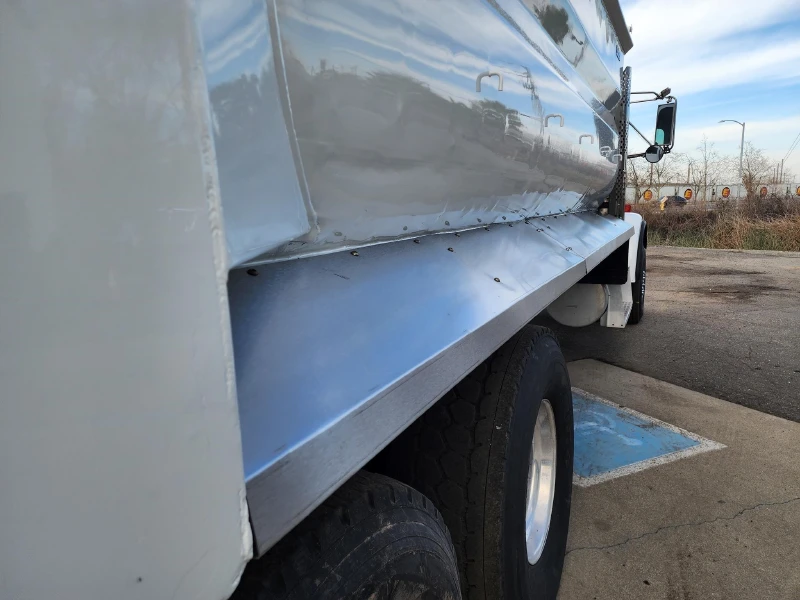1996 FREIGHTLINER FLD120