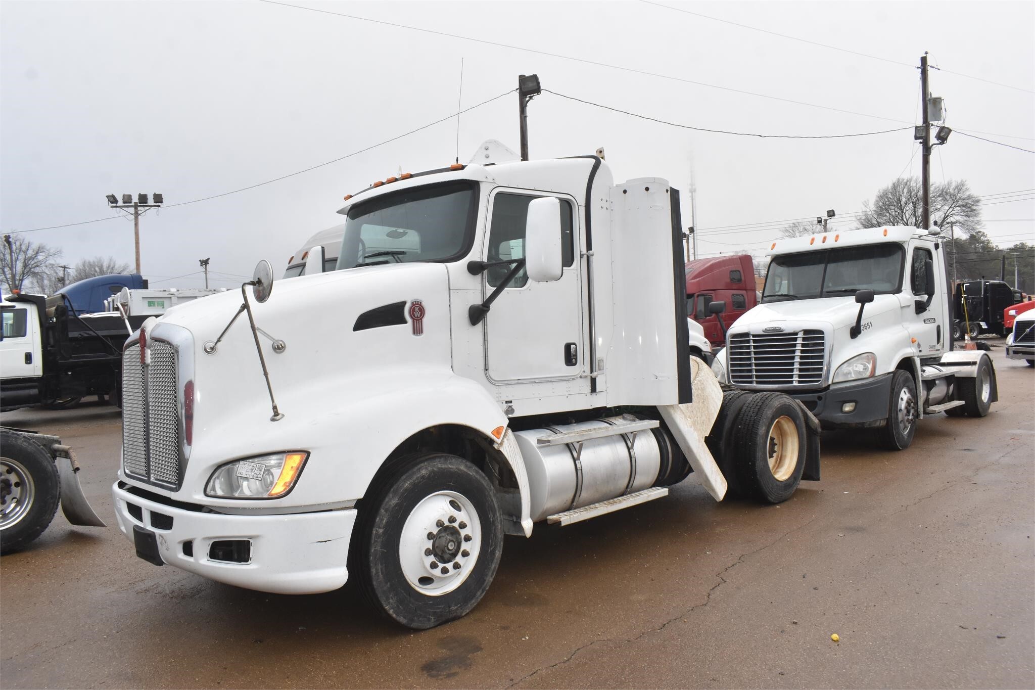 2013 KENWORTH T660 in Covington, TN