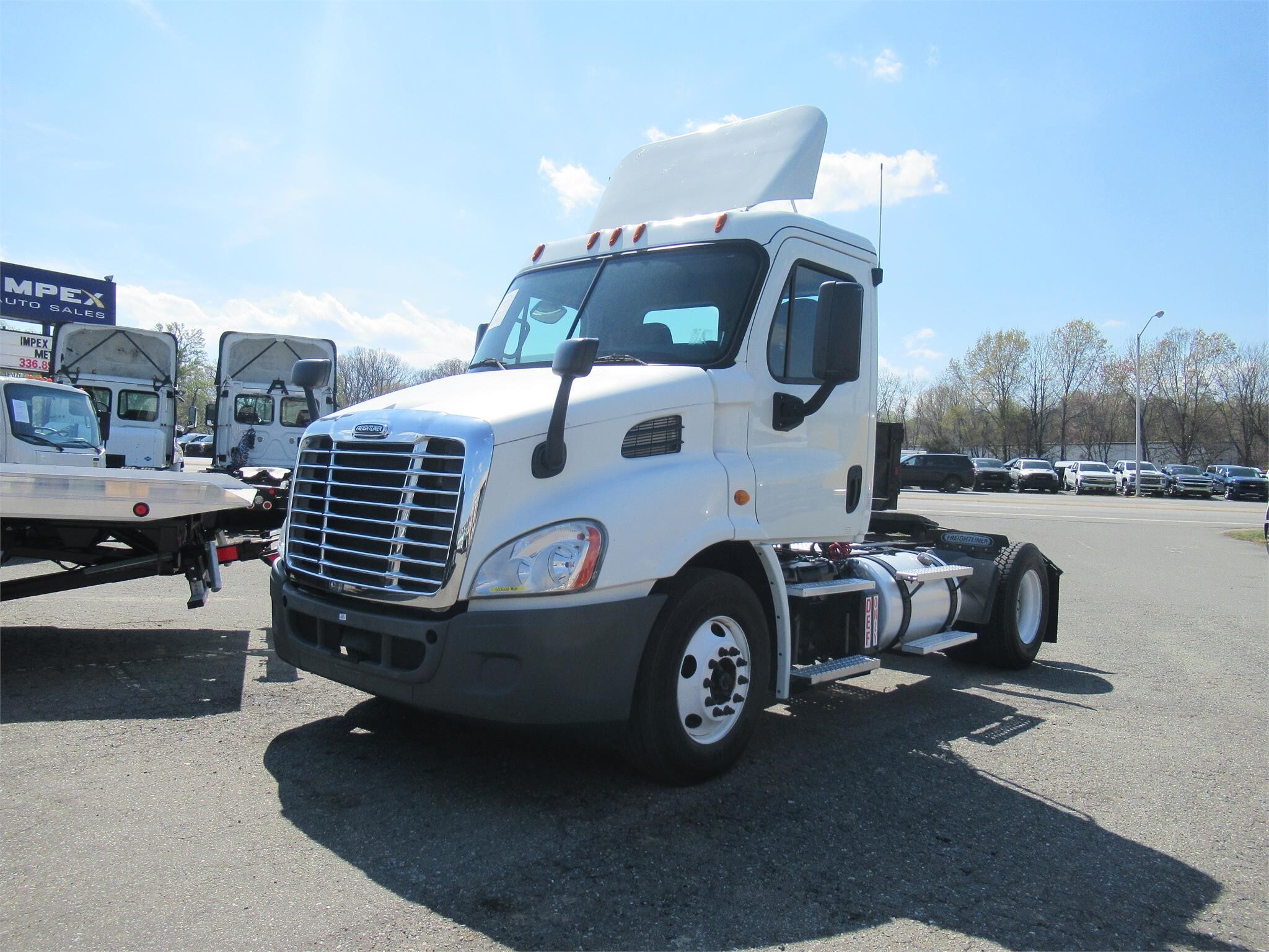 2014 FREIGHTLINER CASCADIA 113 in Greensboro, NC