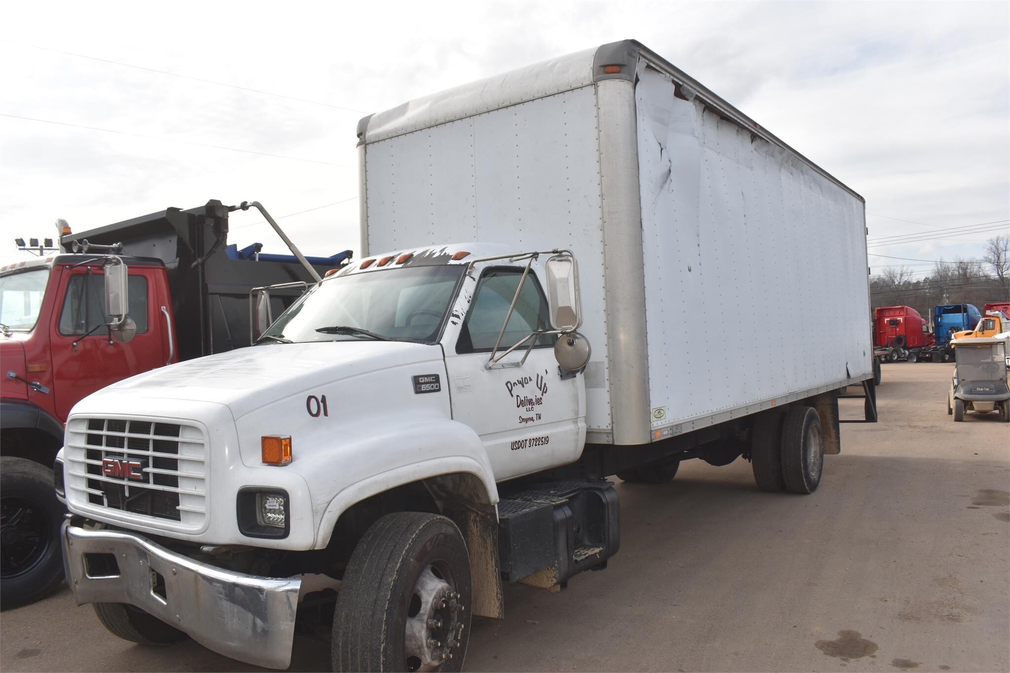 2002 GMC TOPKICK C6500 in Covington, TN