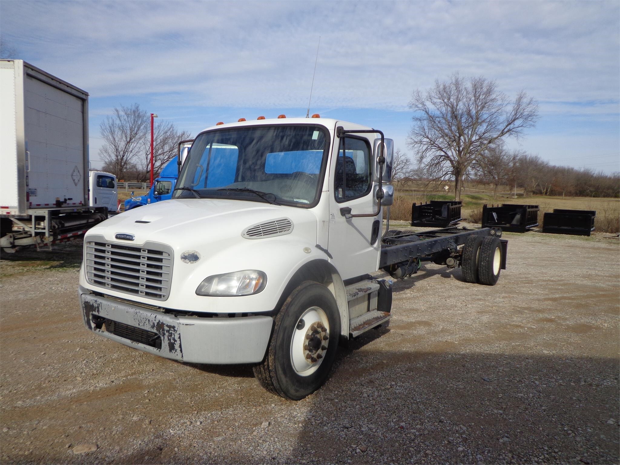 2017 FREIGHTLINER BUSINESS CLASS M2 106 in Shawnee, OK