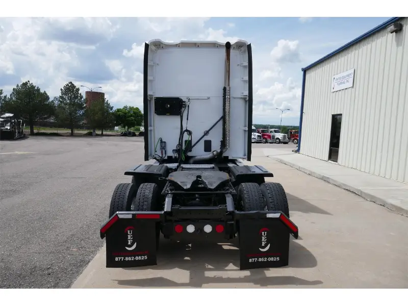 2015 KENWORTH T680