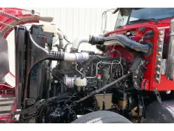 2017 PETERBILT 389