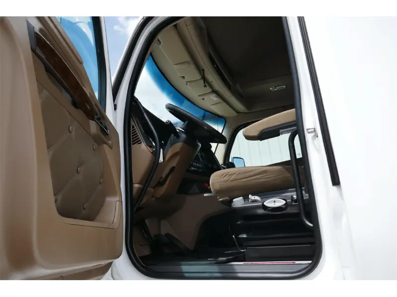 2015 KENWORTH T680