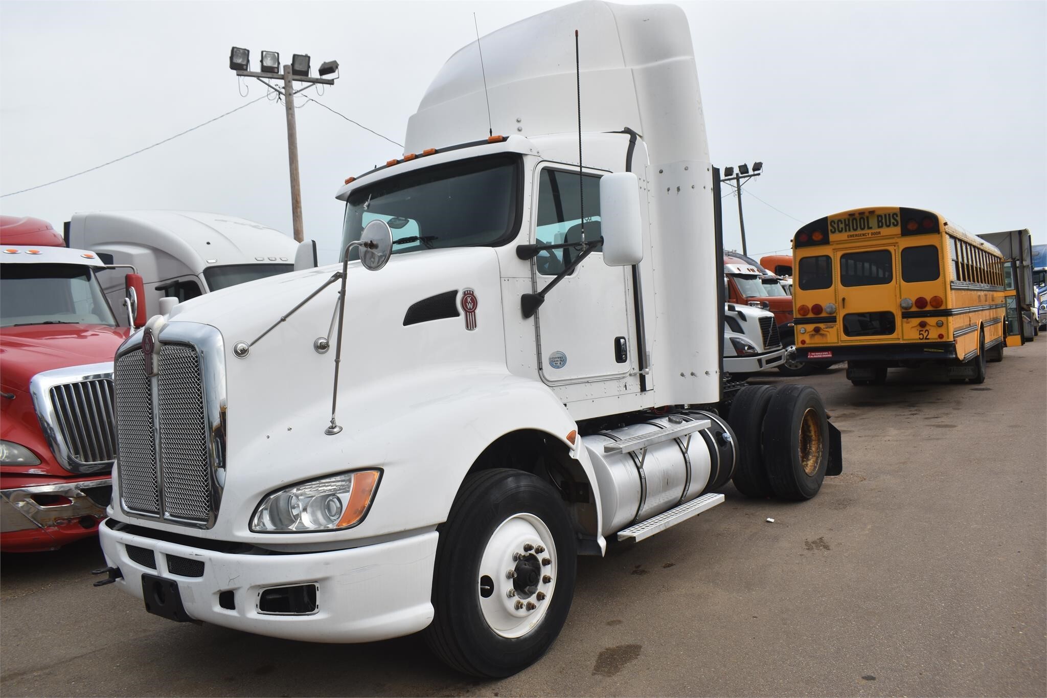 2013 KENWORTH T660 in Covington, TN