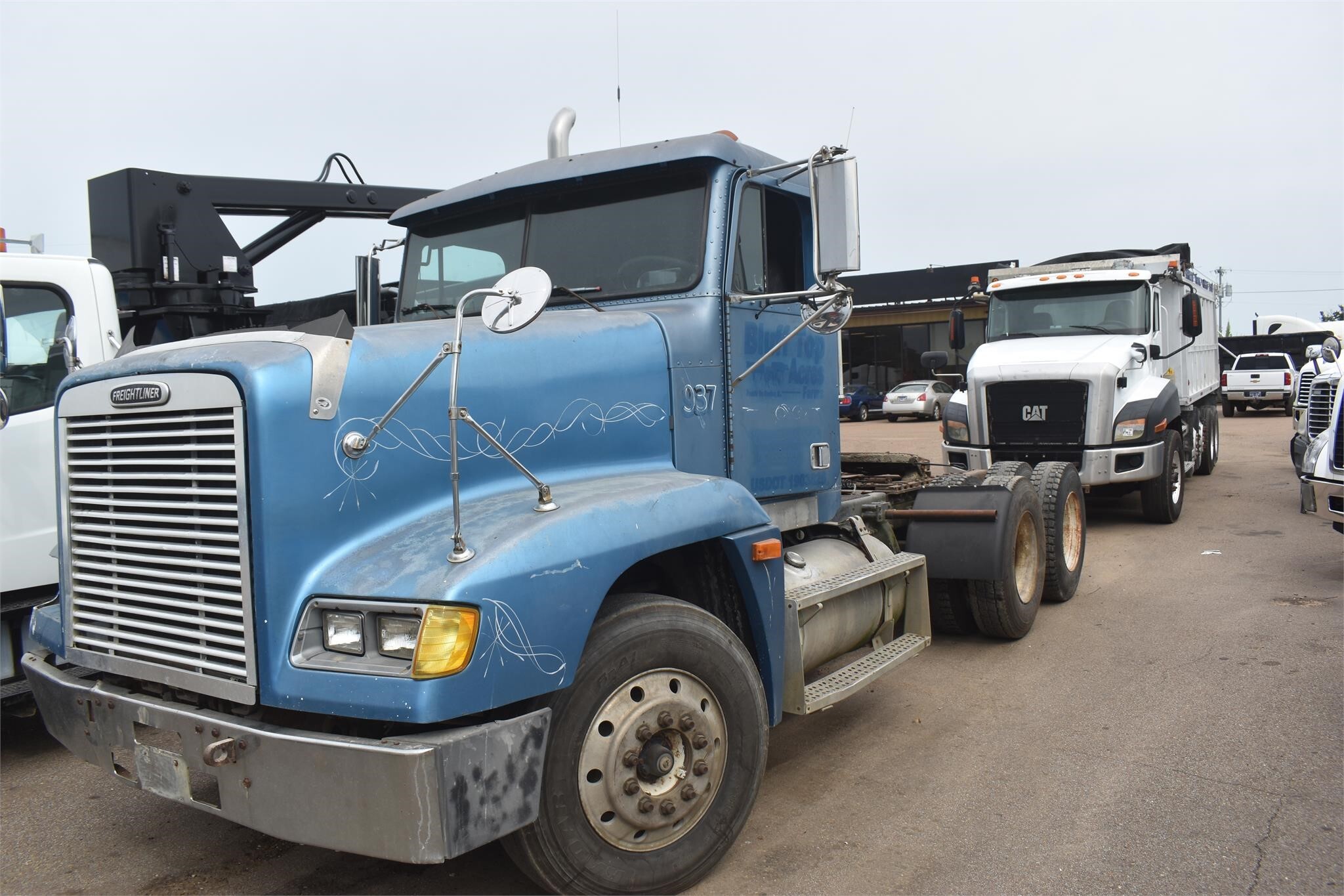 1993 FREIGHTLINER COLUMBIA in Covington, TN