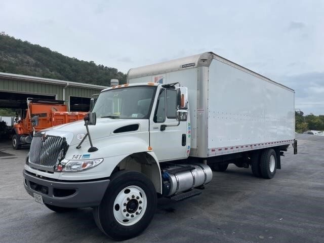 2018 INTERNATIONAL DURASTAR 4300 in New Windsor, NY