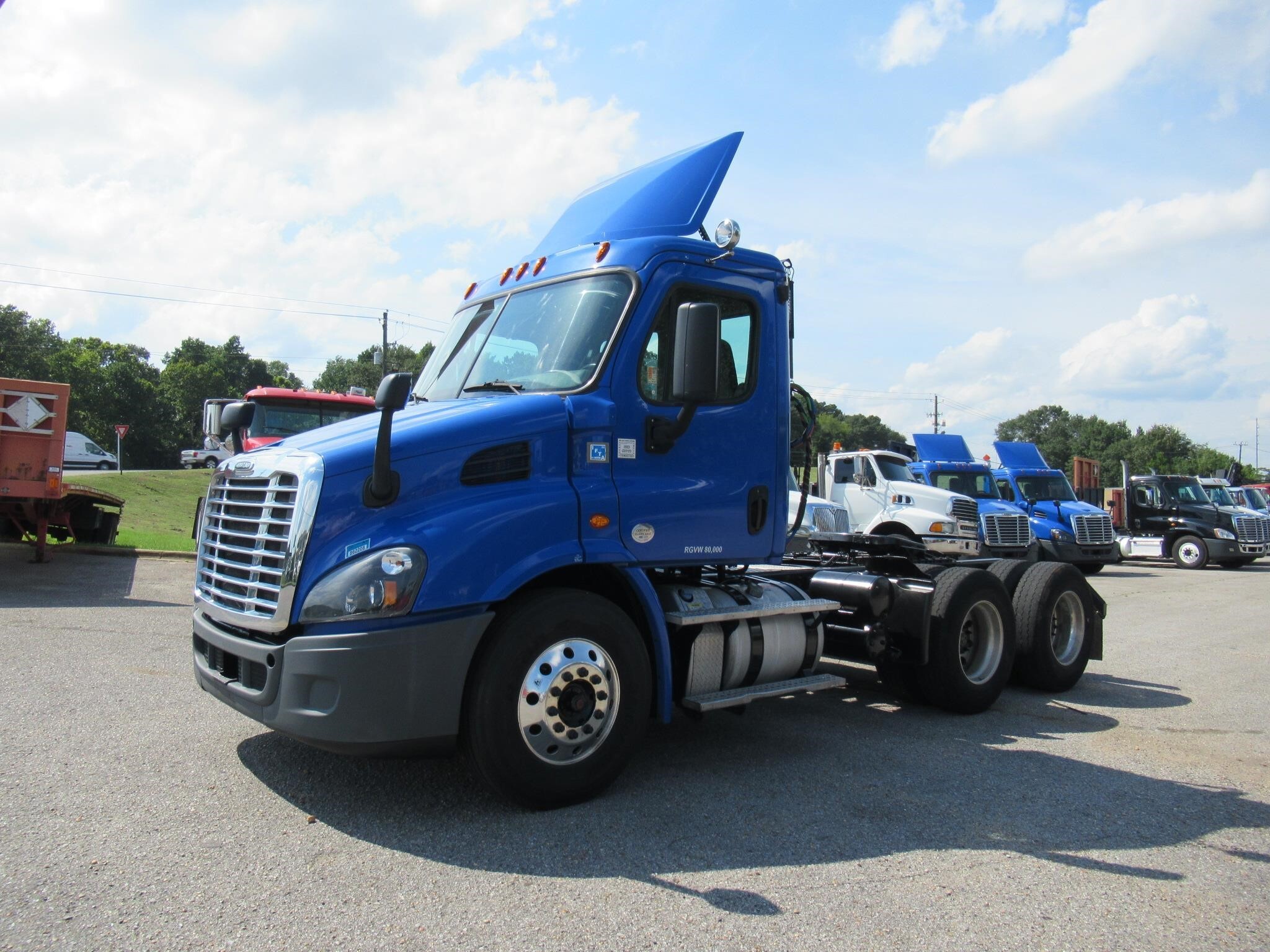 2016 FREIGHTLINER CASCADIA 113 in Tuscaloosa, AL