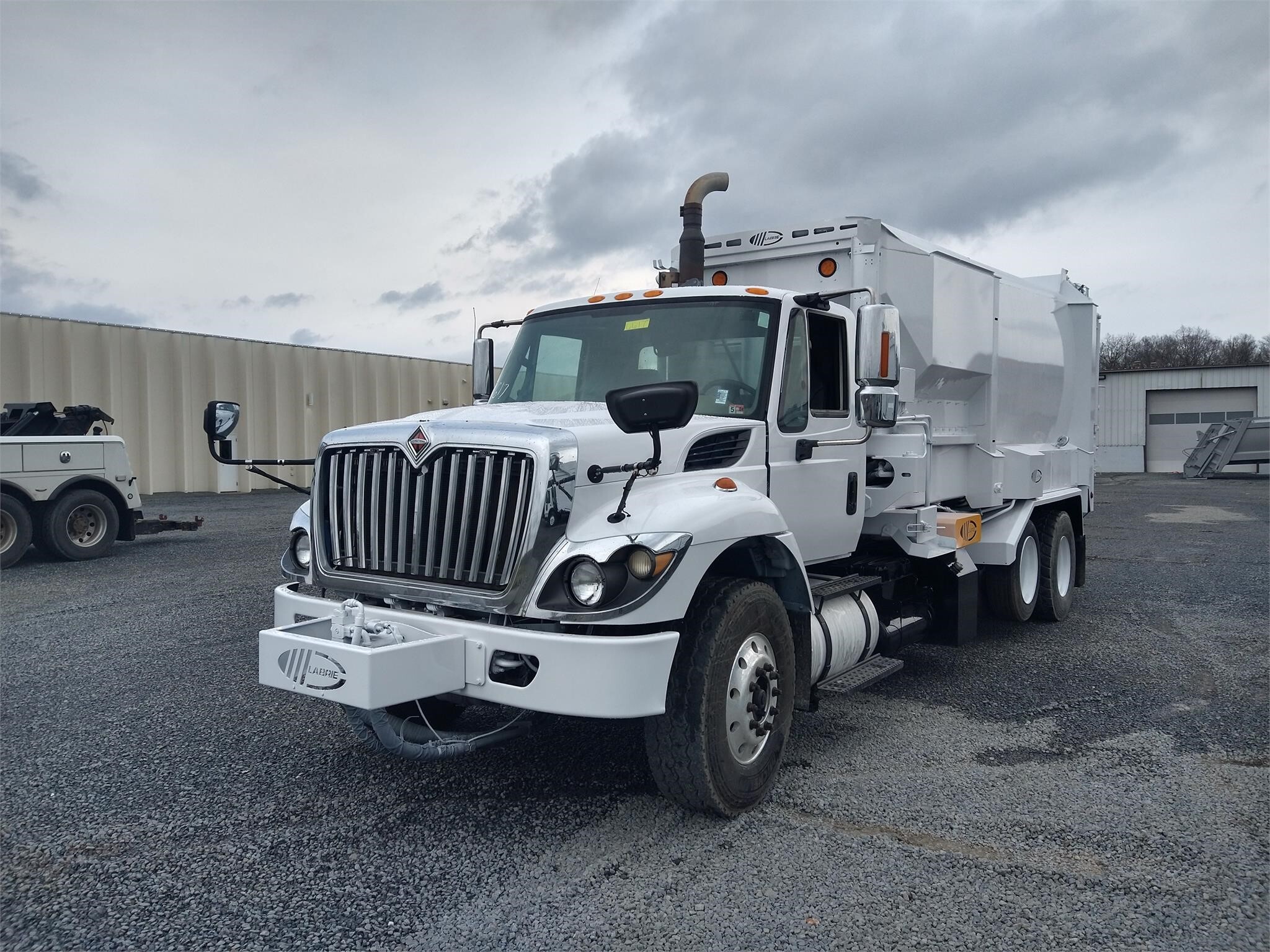 2012 INTERNATIONAL WORKSTAR 7400 in Bealeton, VA