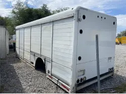 2002 HACKNEY 24 FT