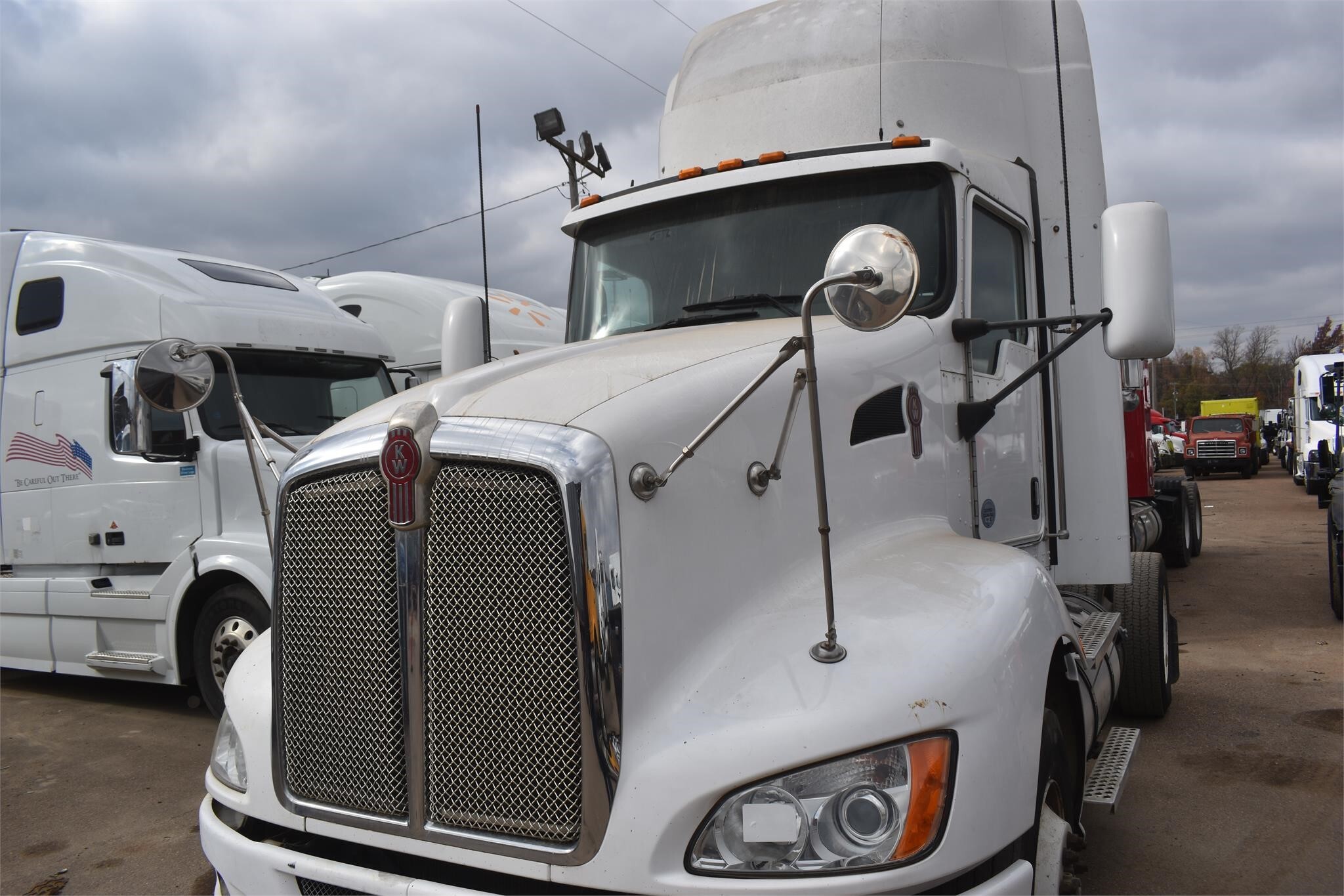 2013 KENWORTH T660 in Covington, TN