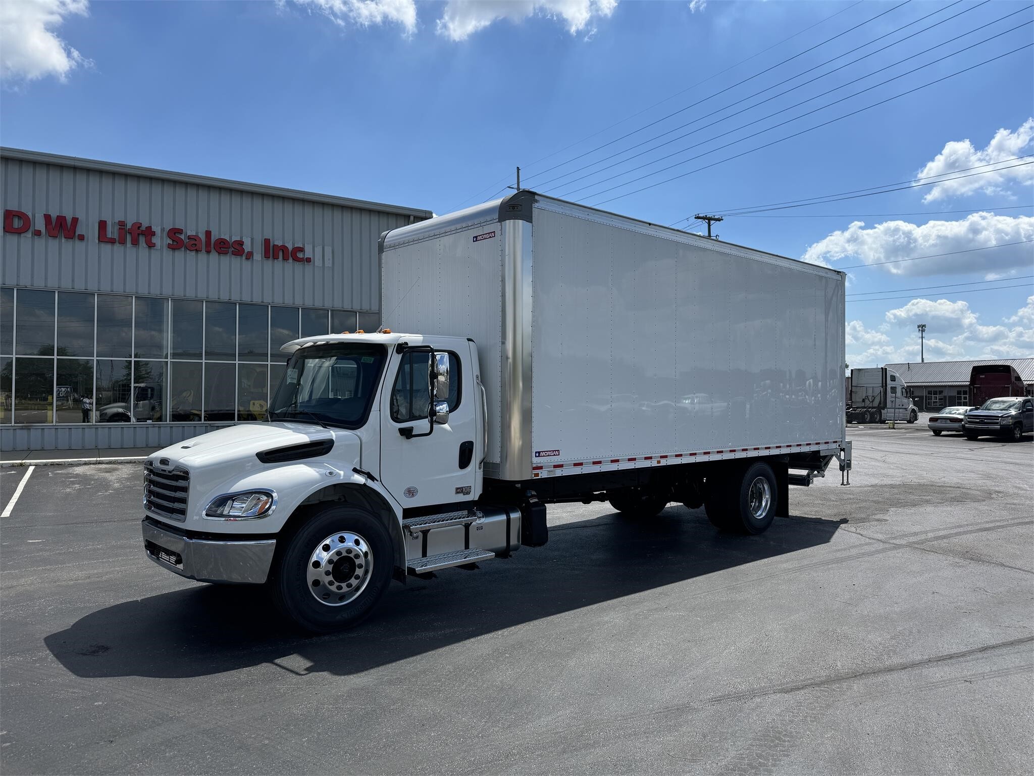2027 FREIGHTLINER BUSINESS CLASS M2 106 PLUS in Columbus, OH