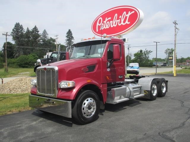2020 PETERBILT 567 in Butler, PA