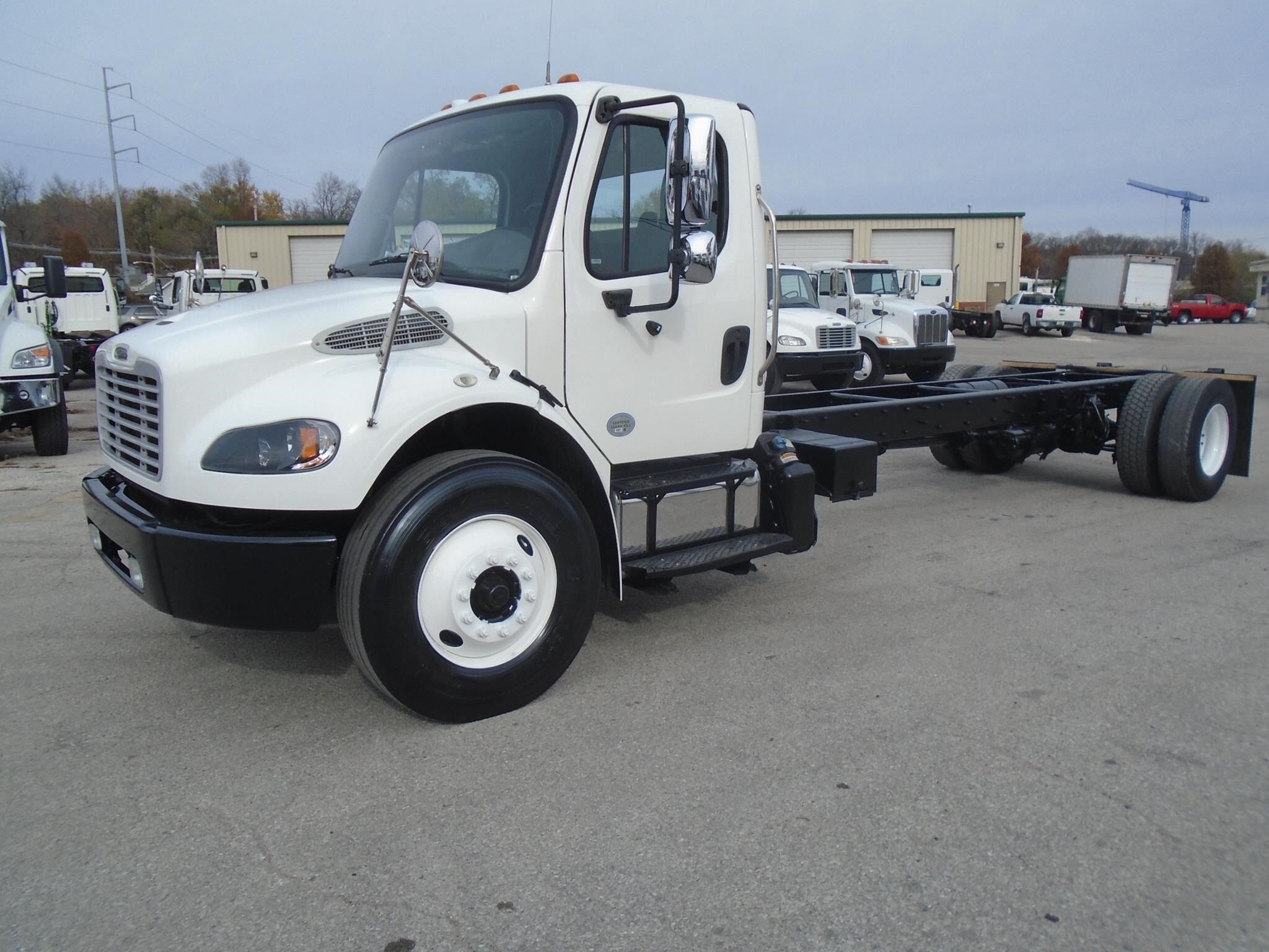 2019 FREIGHTLINER BUSINESS CLASS M2 106 in Kansas City, KS