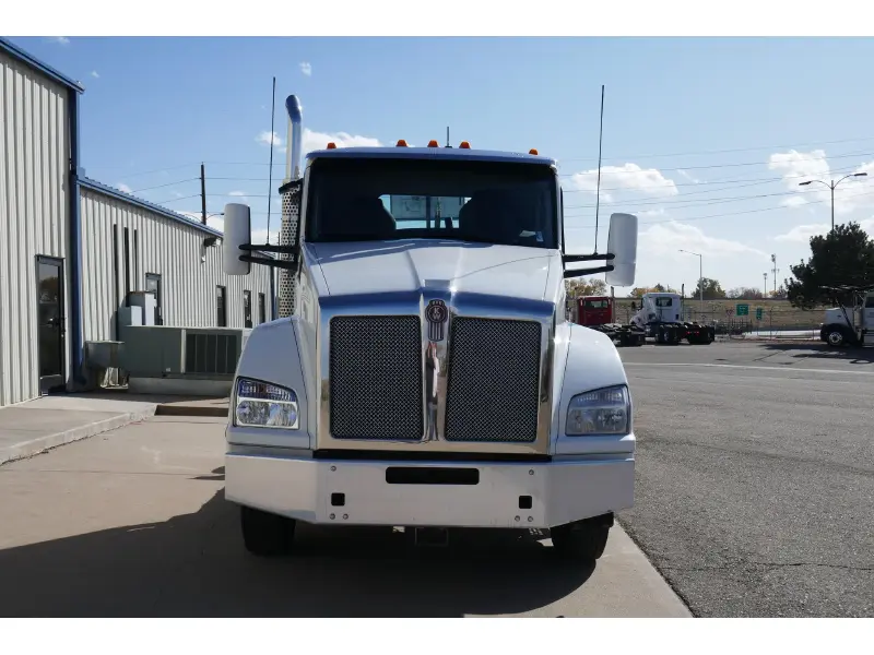 2020 KENWORTH T880