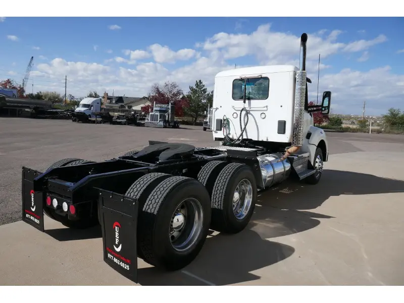 2020 KENWORTH T880