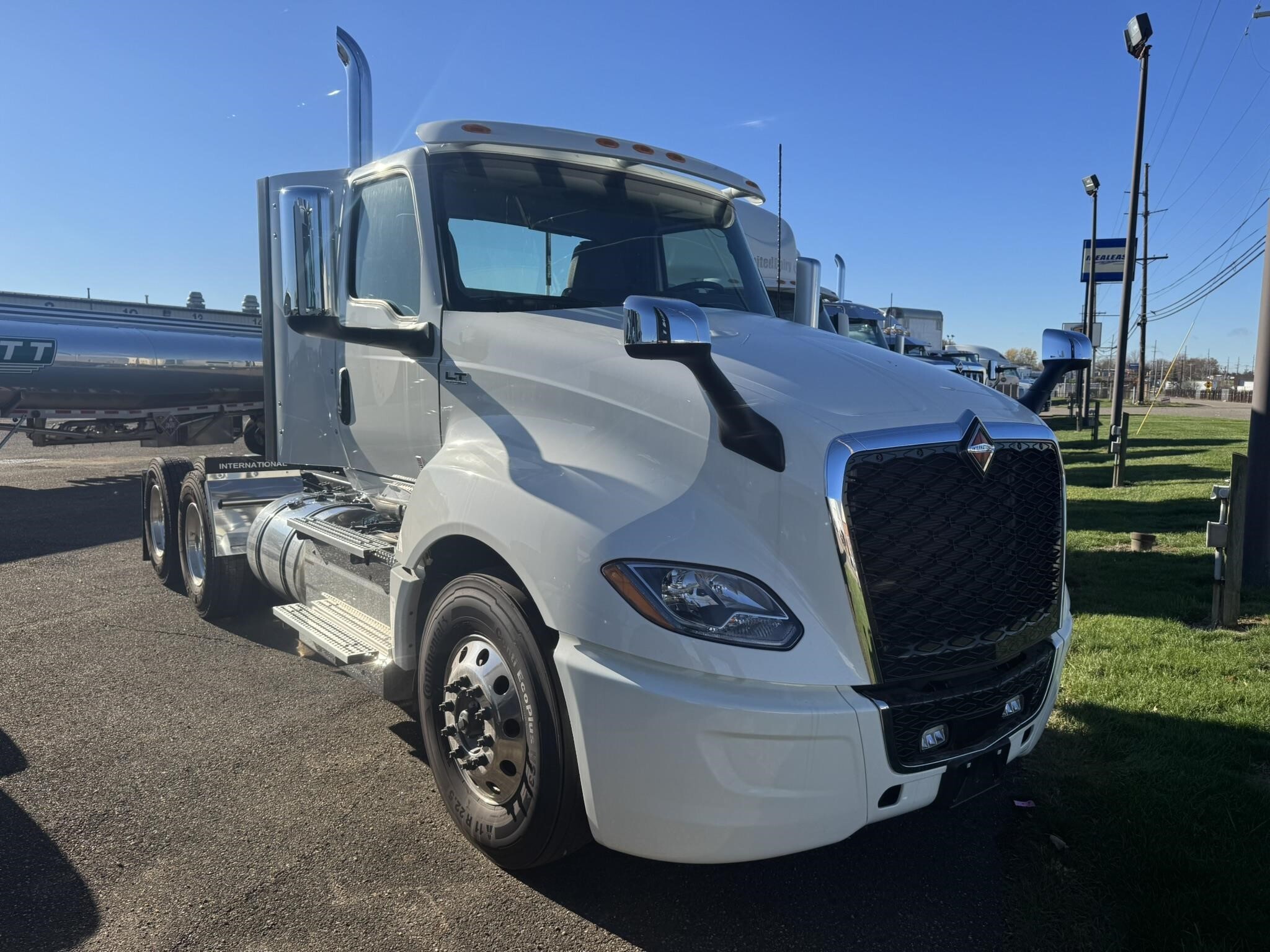 2025 INTERNATIONAL LT in East Liverpool, OH