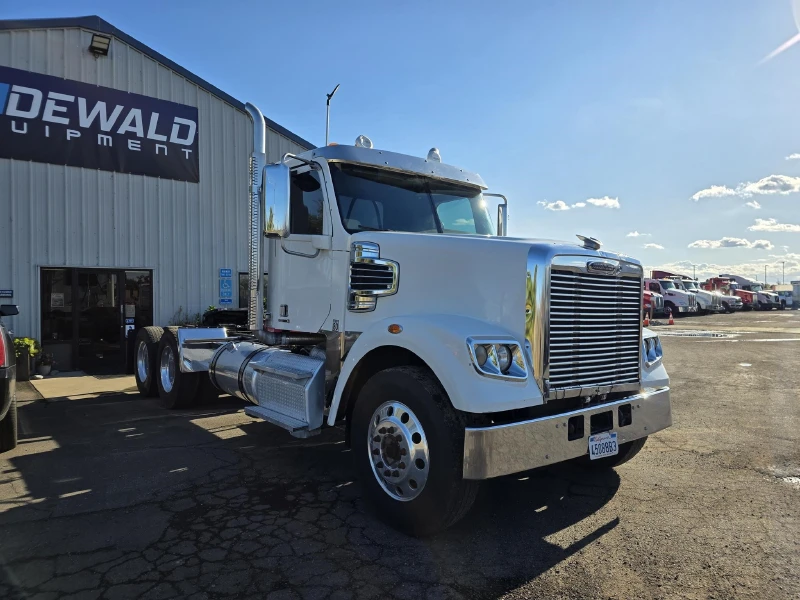 2014 FREIGHTLINER CORONADO 122 SD