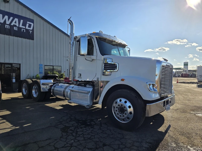2014 FREIGHTLINER CORONADO 122 SD