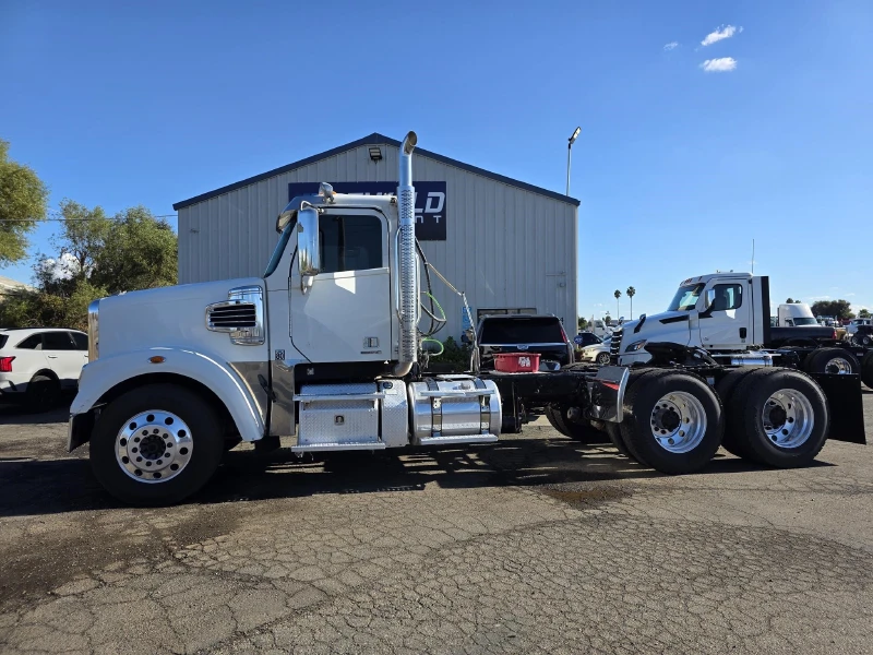 2014 FREIGHTLINER CORONADO 122 SD
